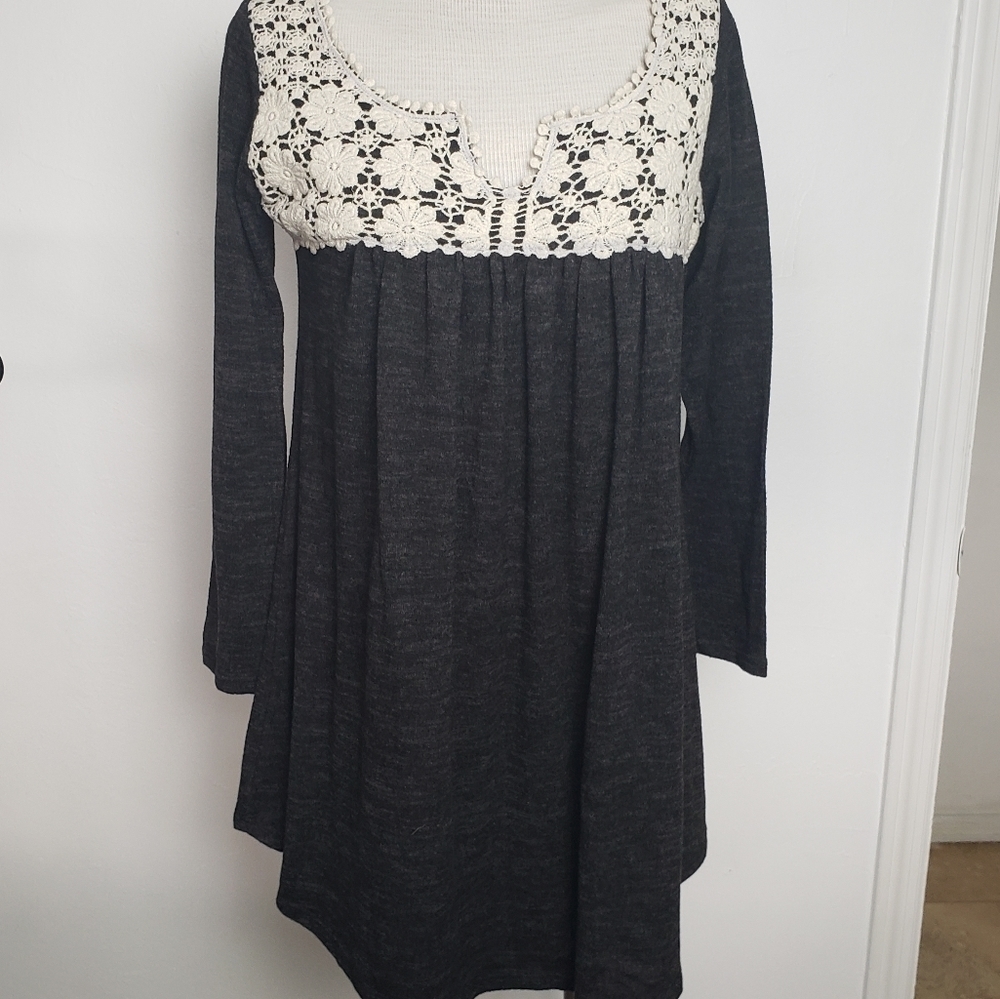 Jodifl Charcoal Gray Lace Neck Long Sleeve Knit Bodice Tunic Dress Size M NWT